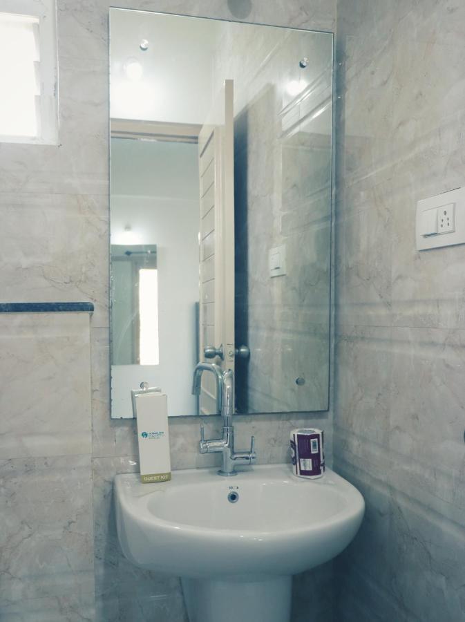 The Green Path Eco Hotel バンガロール エクステリア 写真