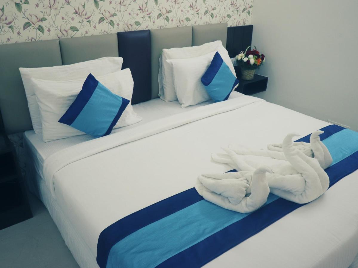 The Green Path Eco Hotel バンガロール エクステリア 写真