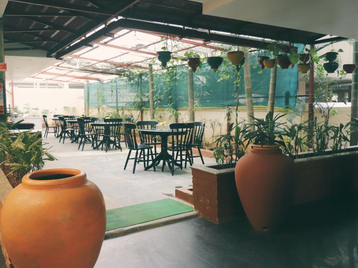 The Green Path Eco Hotel バンガロール エクステリア 写真