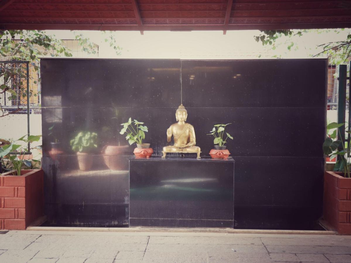 The Green Path Eco Hotel バンガロール エクステリア 写真